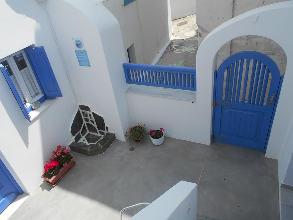 Pension Barbara Katapola Exterior photo
