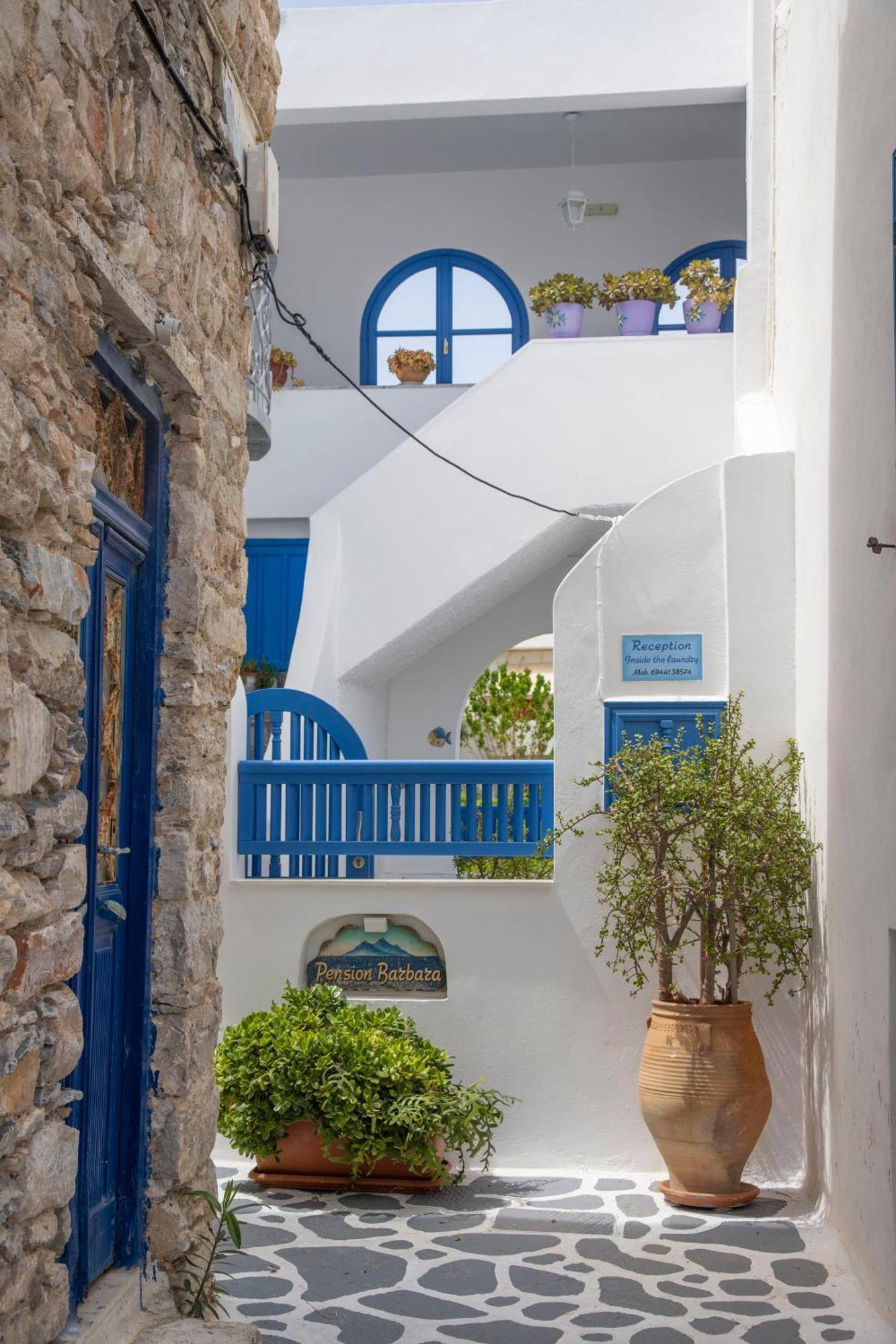 Pension Barbara Katapola Exterior photo